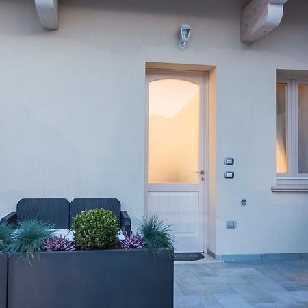 Lm House 01 Apartment Lonato Exterior photo