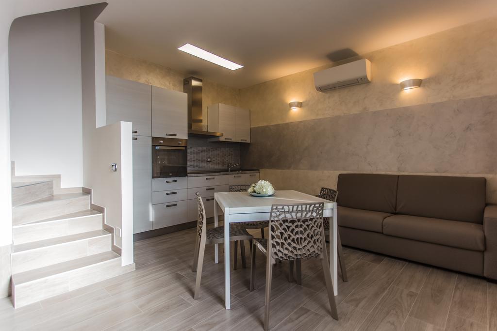 Lm House 01 Apartment Lonato Exterior photo