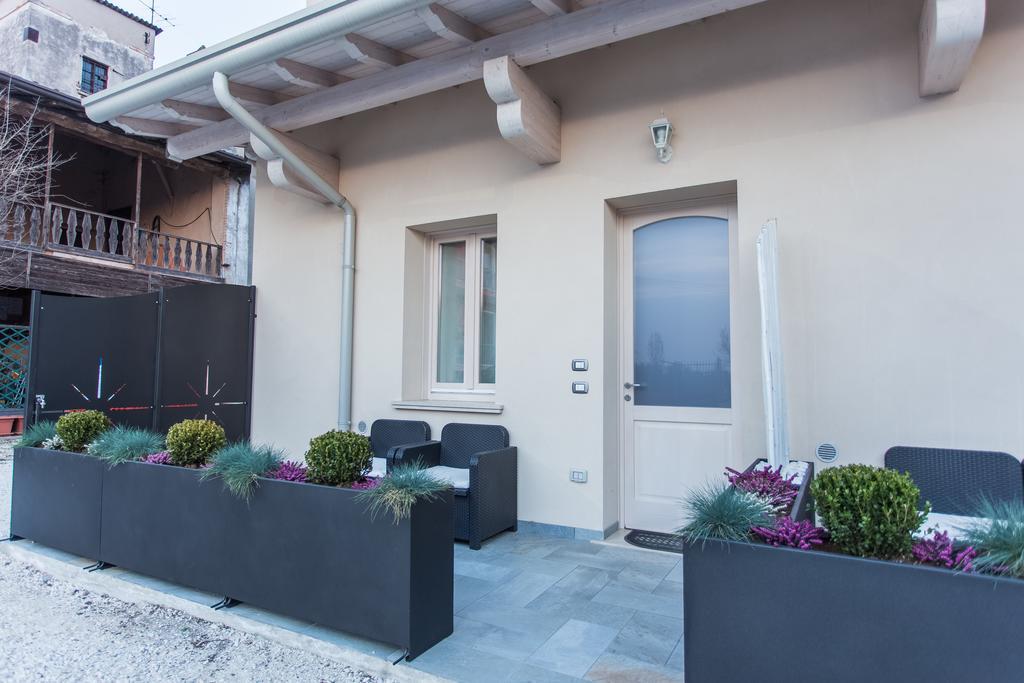 Lm House 01 Apartment Lonato Exterior photo